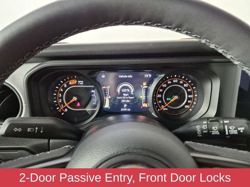 Used 2025 Jeep Wrangler Unlimited Sport AWD/4WD image 19