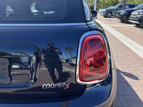 Used 2022 MINI Cooper S image 42