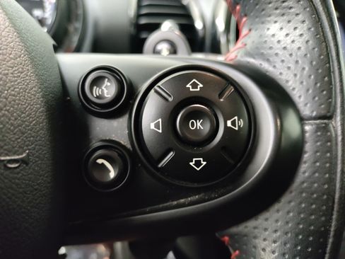 Used 2021 MINI Cooper Clubman John Cooper Works image 21