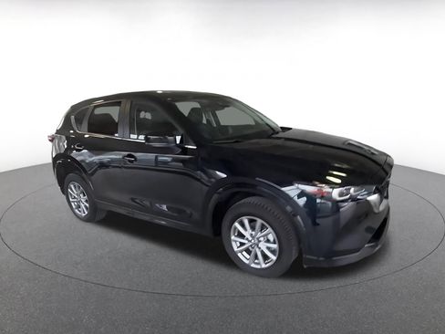 Used 2025 MAZDA CX-5 AWD 2.5 S w/ Preferred Package image 2