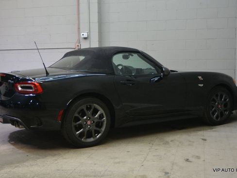 Used 2017 FIAT 124 Spider Abarth RWD image 26