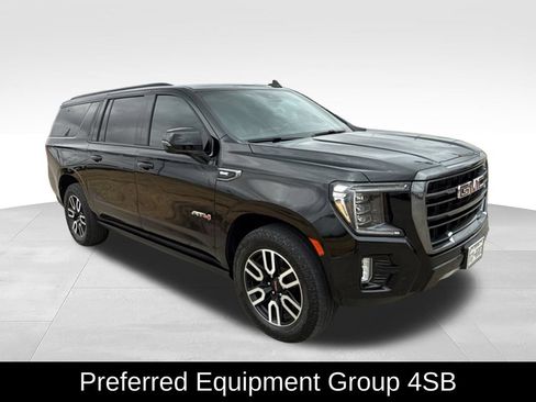 Used 2023 GMC Yukon XL AT4 w/ AT4 Premium Plus Package AWD/4WD image 2