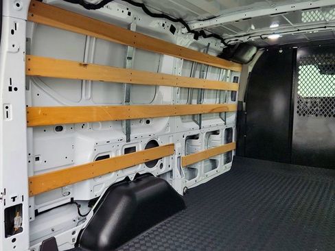 Used 2024 Ford Transit 250 Low Roof w/ Exterior Upgrade Package image 20
