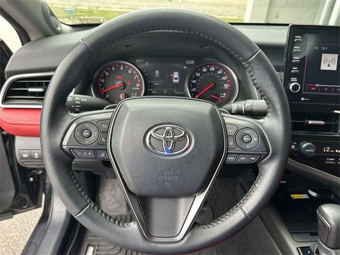 Used 2022 Toyota Camry XSE w/ Navigation Package image 15
