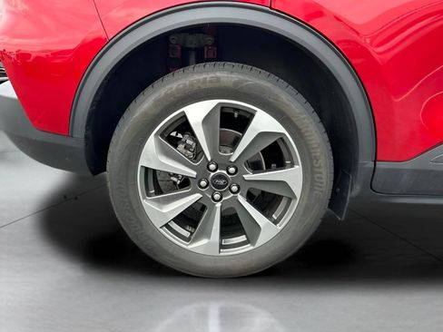 Certified 2023 Ford Escape Platinum AWD/4WD image 28