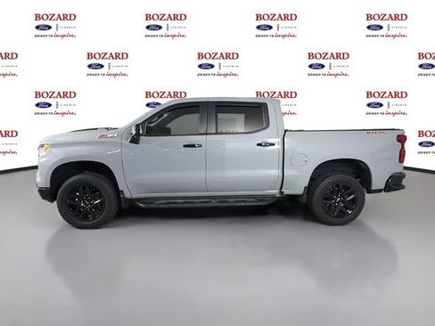 Used 2024 Chevrolet Silverado 1500 LT Trail Boss w/ LT Trail Boss Premium Package AWD/4WD image 5