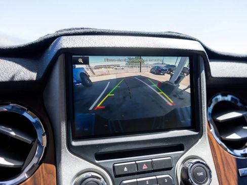 Used 2016 Ford F350 Lariat w/ Lariat Ultimate Package image 25