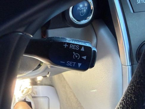 Used 2017 Toyota Camry LE image 19