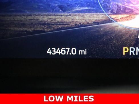 Used 2022 Ford Explorer ST w/ Equipment Group 401A image 18