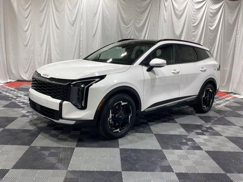 New 2026 Kia Sportage EX FWD image 4