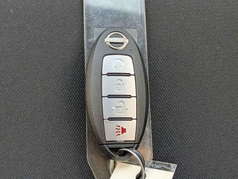 New 2025 Nissan Frontier PRO-4X w/ Interior Protection Package image 32