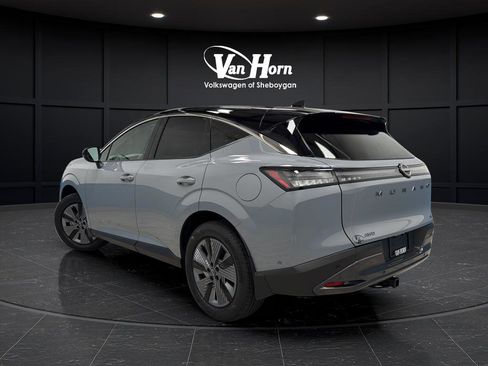 Used 2025 Nissan Murano SL AWD/4WD image 5