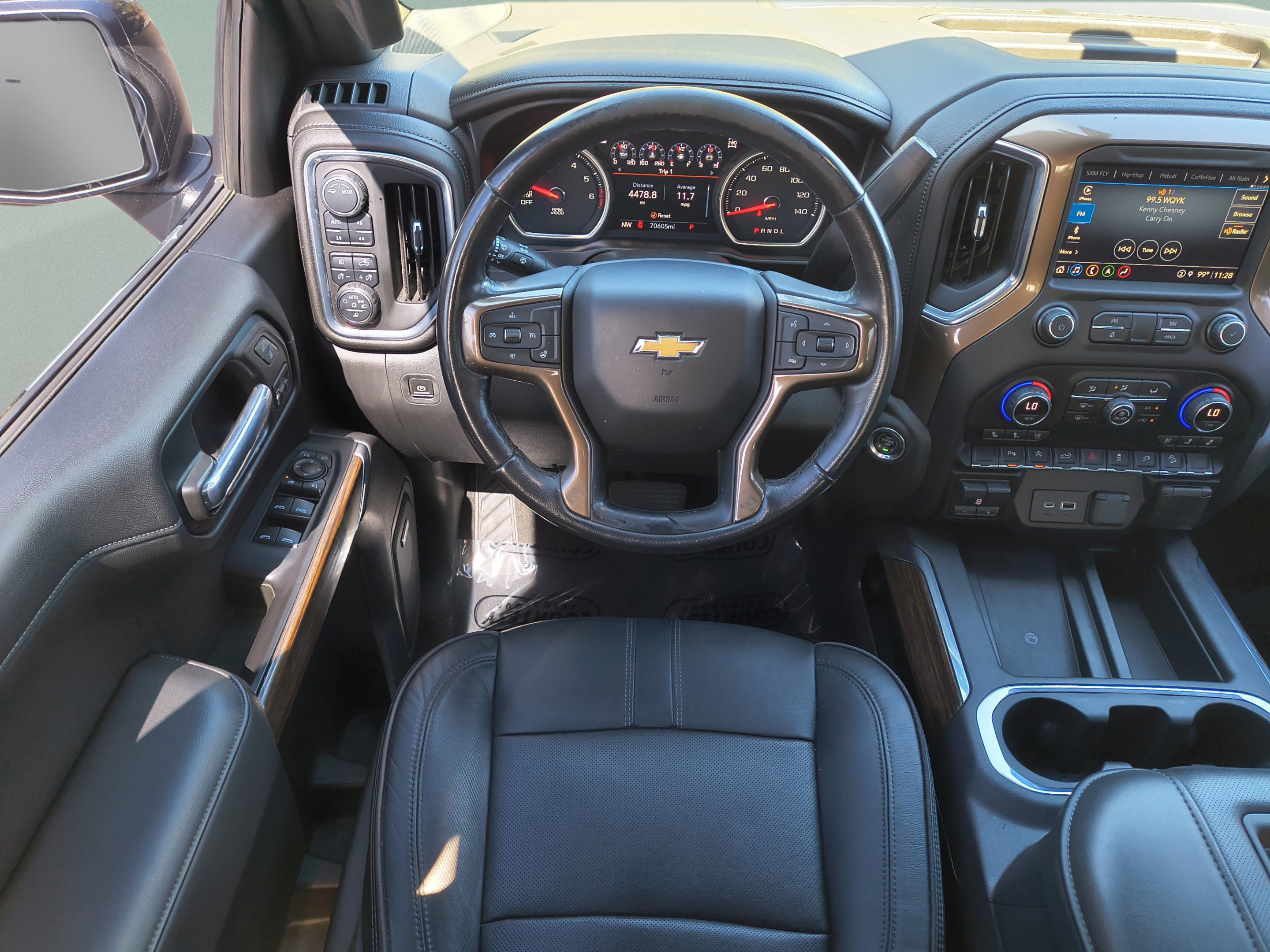 Used 2021 Chevrolet Silverado 1500 High Country w/ Z71 Off-Road Package AWD/4WD image 13