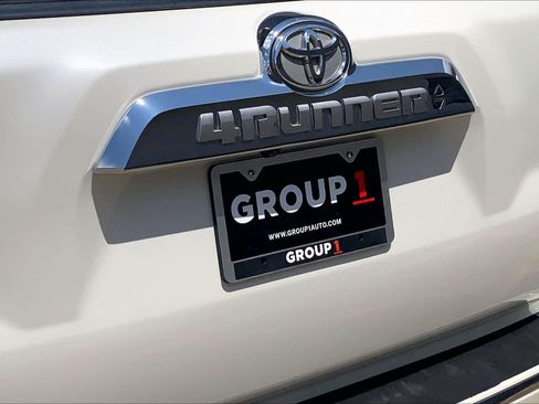 Used 2018 Toyota 4Runner Limited RWD image 31