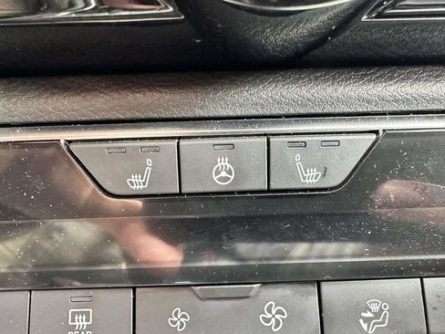 Used 2024 Nissan Sentra SR w/ SR Premium Package FWD image 24