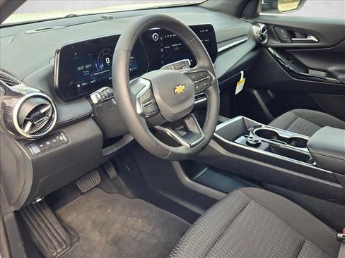 Used 2026 Chevrolet Equinox LT AWD/4WD image 14