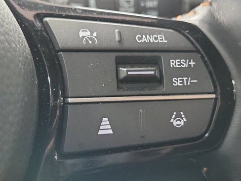 Certified 2025 Honda HR-V Sport image 25