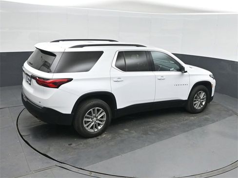 Used 2023 Chevrolet Traverse LT w/ LPO, Floor Liner Package image 32
