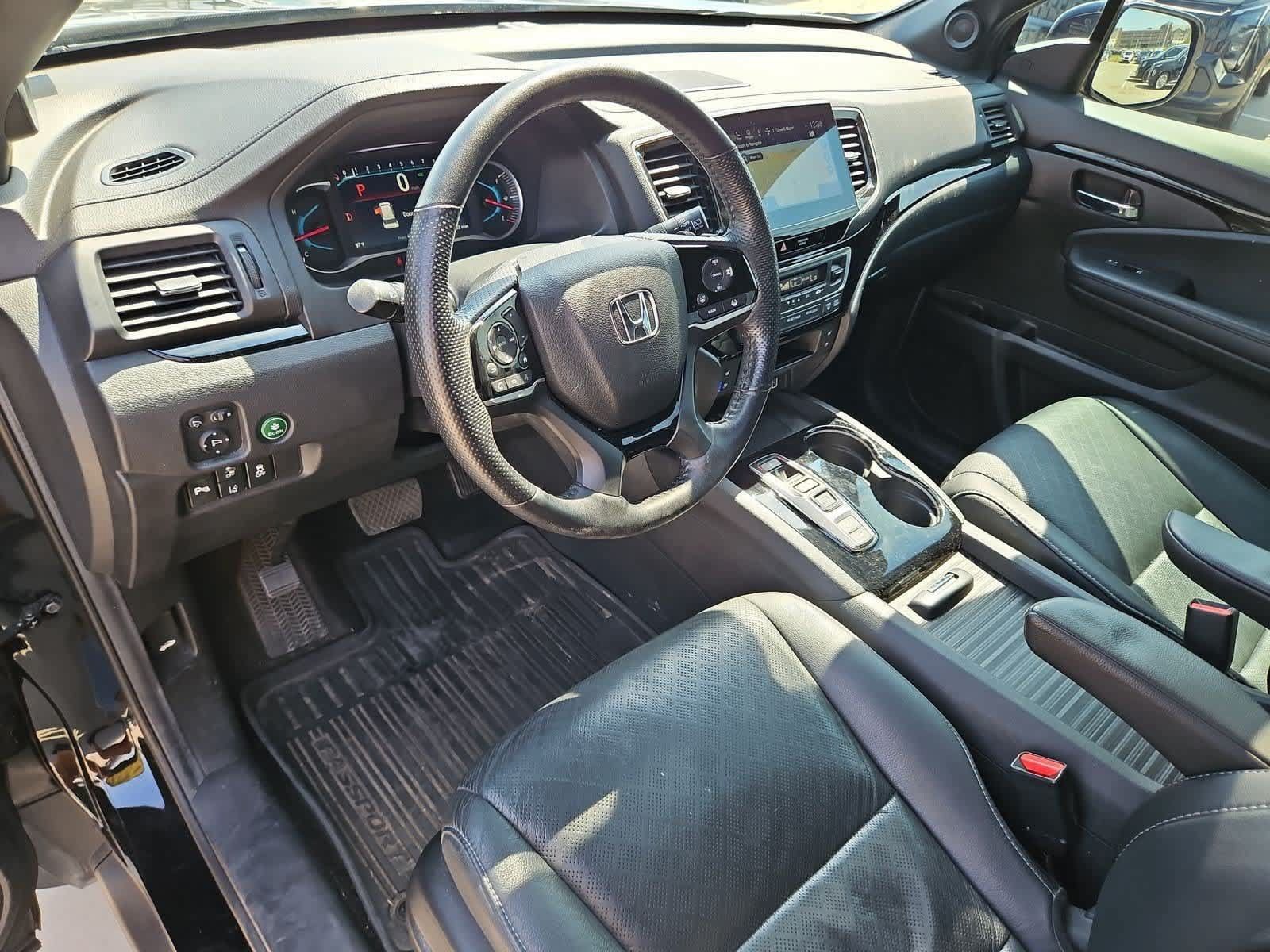 Used 2021 Honda Passport Elite image 2