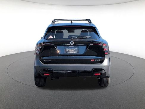 New 2026 Nissan Kicks SR w/ Cold Weather Package image 6