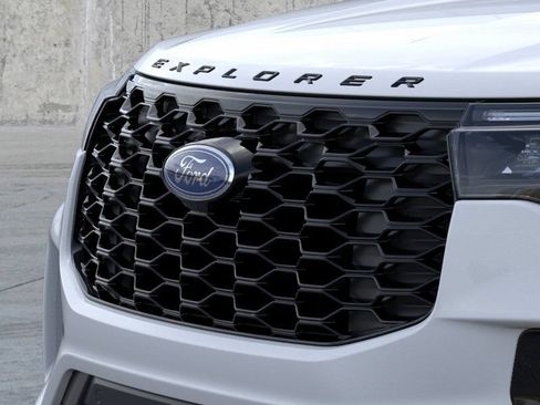 New 2026 Ford Explorer ST-Line w/ ST-Line Street Pack AWD/4WD image 11
