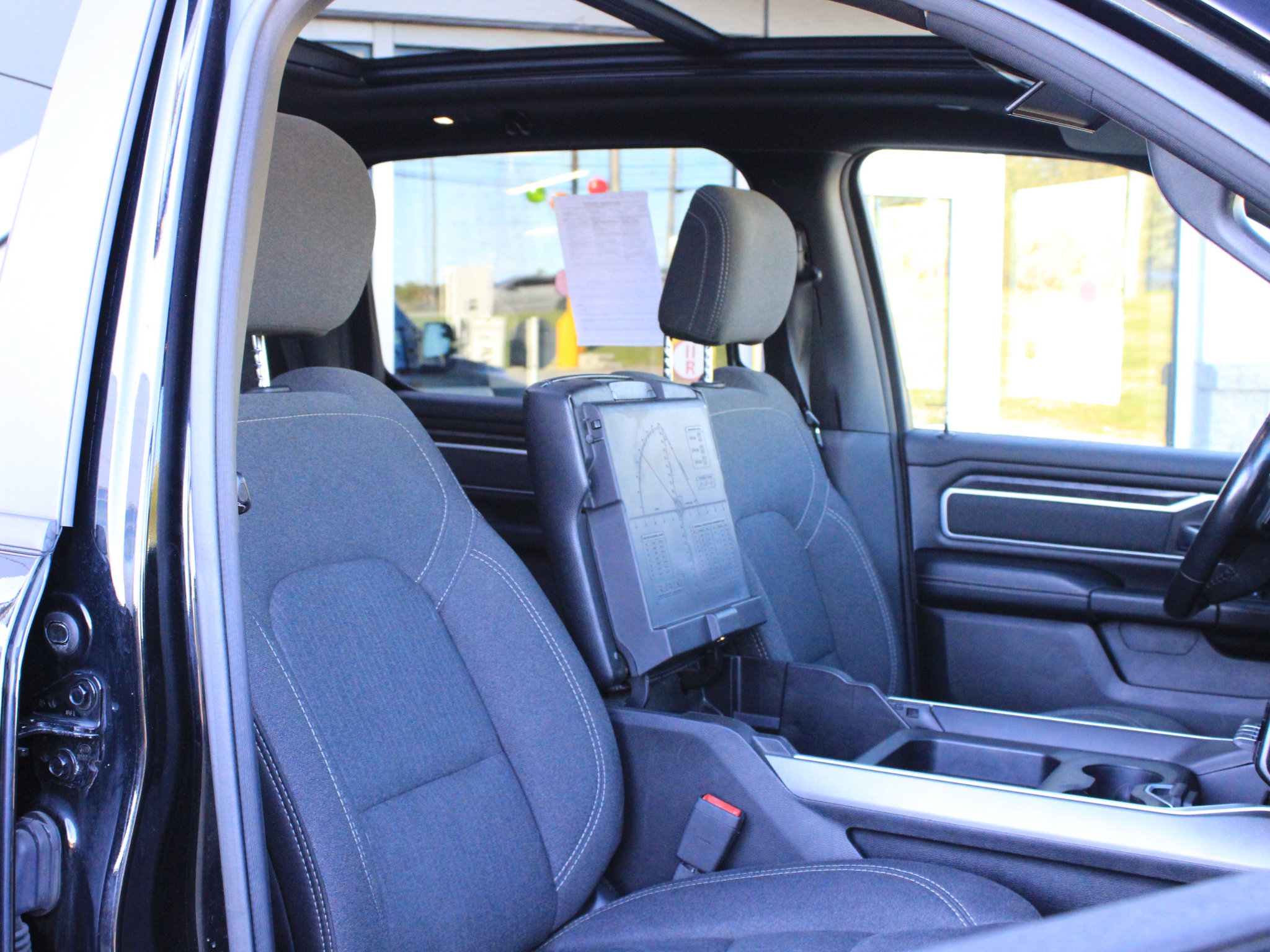 Used 2020 RAM 1500 Big Horn AWD/4WD image 24