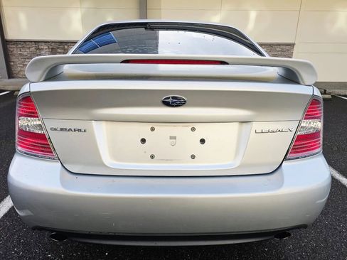 Used 2006 Subaru Legacy 2.5i Limited w/ Appearance Group 1C AWD/4WD image 4