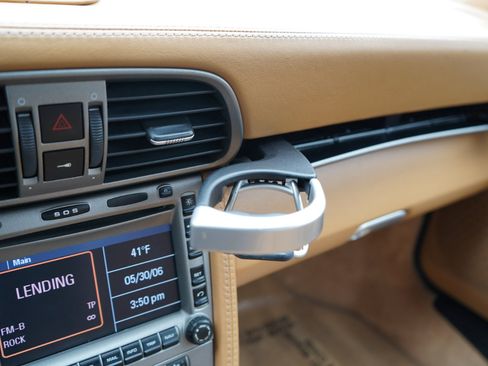 Used 2005 Porsche 911 Carrera image 56