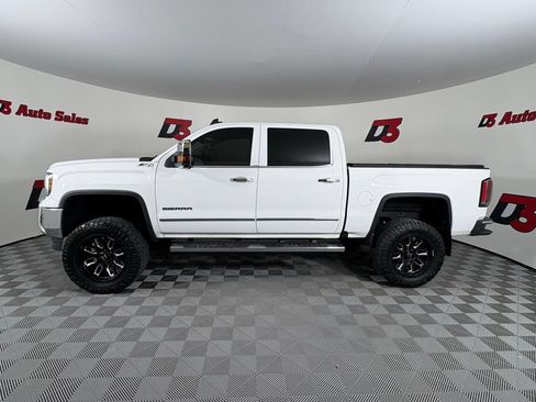 Used 2018 GMC Sierra 1500 SLT AWD/4WD image 3
