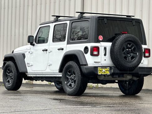 Used 2018 Jeep Wrangler Unlimited Sport AWD/4WD image 6