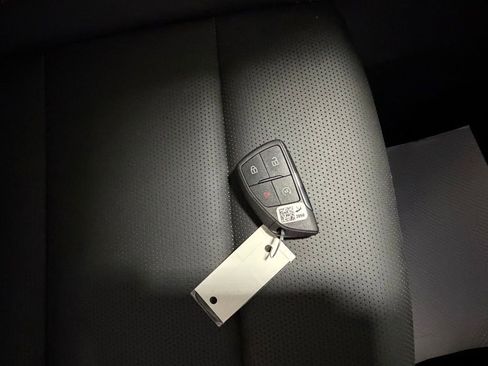 Used 2025 Buick Envision Preferred image 25