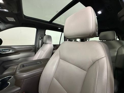 Used 2021 Chevrolet Tahoe Z71 w/ Z71 Signature Package AWD/4WD image 5