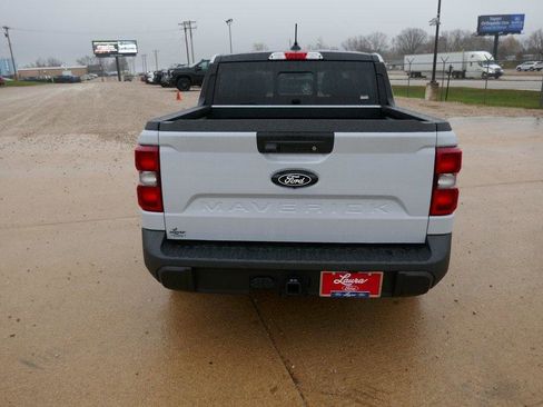 New 2025 Ford Maverick Lariat w/ Black Appearance Package image 5