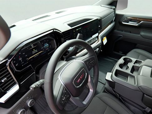 New 2026 GMC Sierra 1500 Elevation image 8