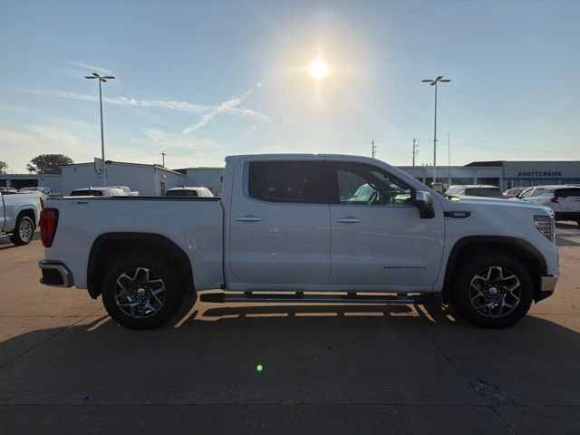 Used 2024 GMC Sierra 1500 SLT w/ SLT Premium Plus Package AWD/4WD image 2