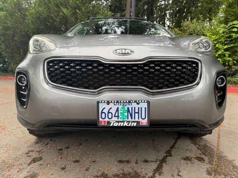 Used 2017 Kia Sportage LX w/ LX Popular Package AWD/4WD image 9