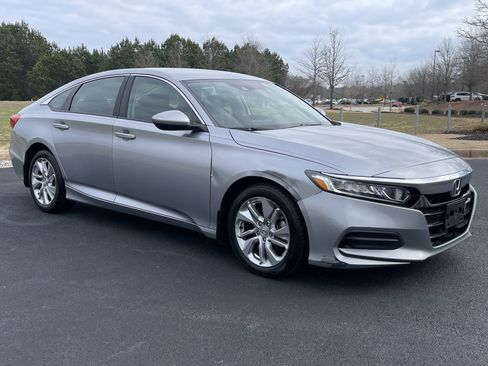 Certified 2018 Honda Accord LX image 2