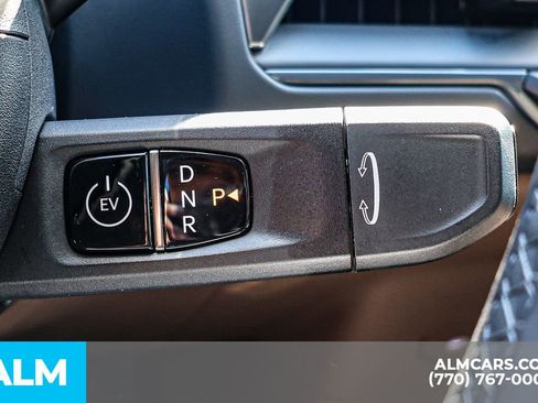 Used 2024 Kia EV9 Land image 38