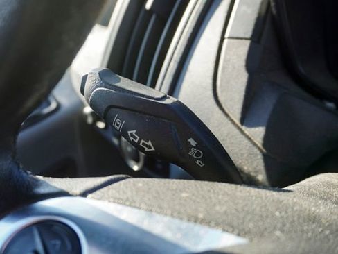 Used 2019 Ford Transit 150 XLT image 21