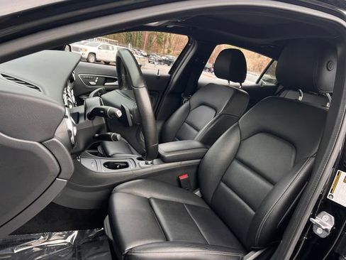 Used 2018 Mercedes-Benz GLA 250 4MATIC image 13