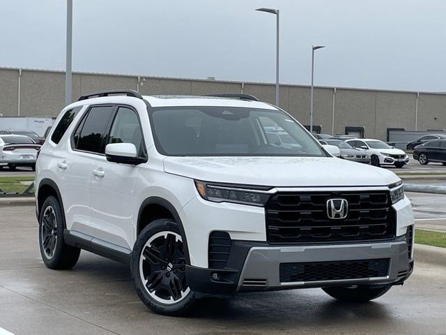 New 2026 Honda Pilot Touring image 2