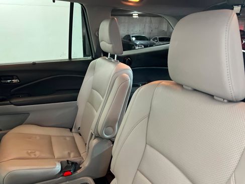 Used 2019 Honda Pilot Elite image 21