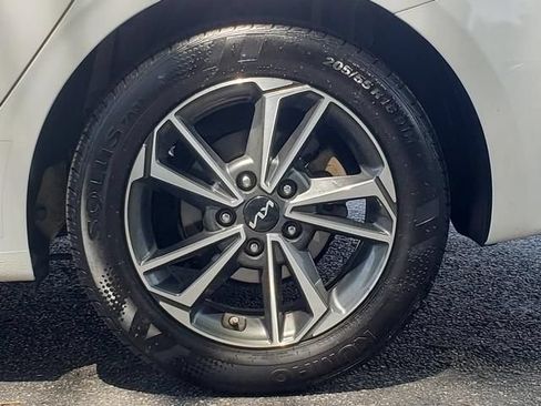 Used 2023 Kia Forte LXS FWD image 20
