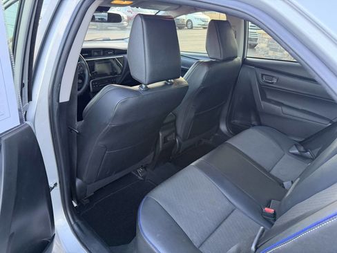 Used 2018 Toyota Corolla SE image 19