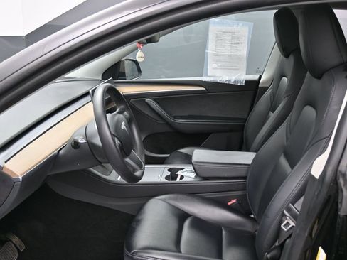 Used 2023 Tesla Model Y Long Range image 16