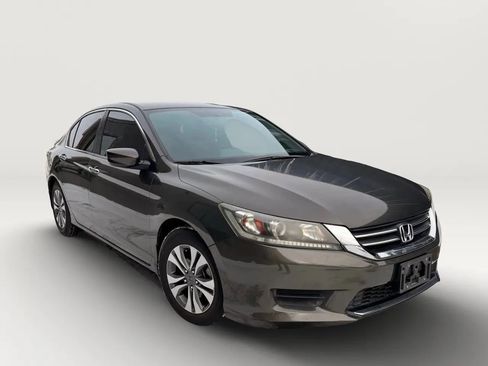 Used 2013 Honda Accord LX image 3