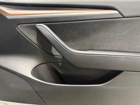 Used 2022 Tesla Model 3 Long Range image 13