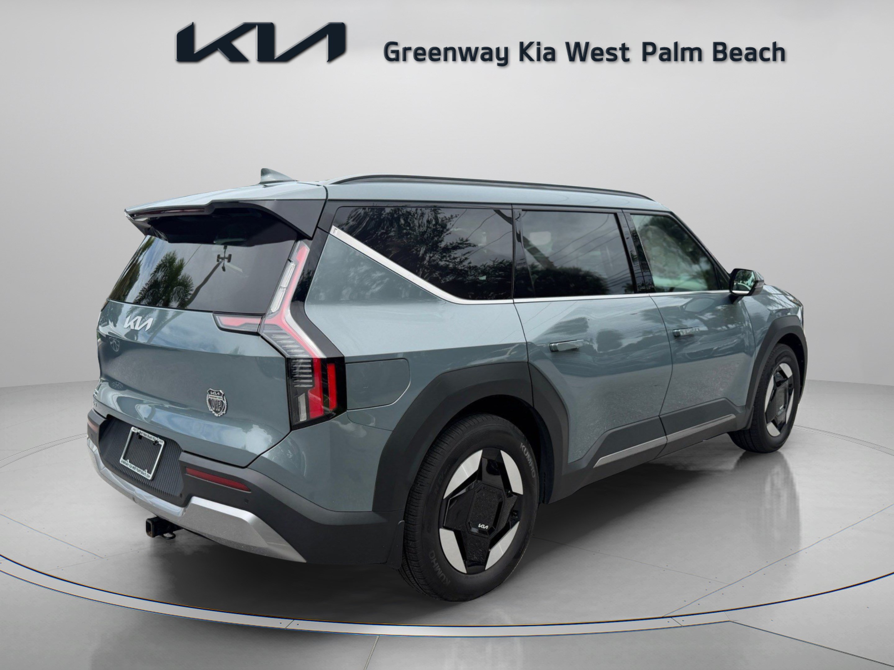 Used 2024 Kia EV9 Wind AWD/4WD image 7