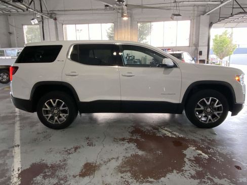 Used 2023 GMC Acadia SLE image 23