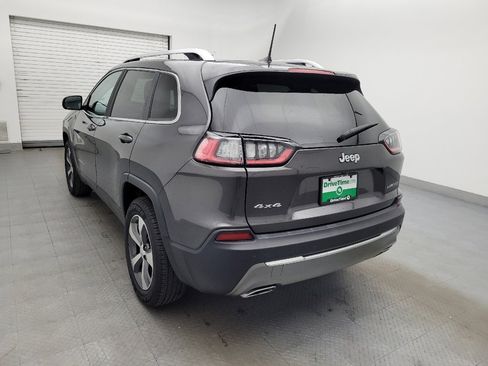 Used 2019 Jeep Cherokee Limited image 5